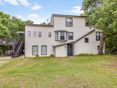 (private lake, pond, creek) Home For Sale in Hubbard Texas