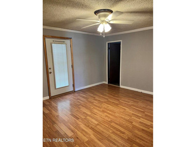 Discover tranquil living in this spacious 3-bedroom, 2-bathroom - photo 25