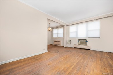 Spacious , legal two family home . Great potential for investors - photo 3