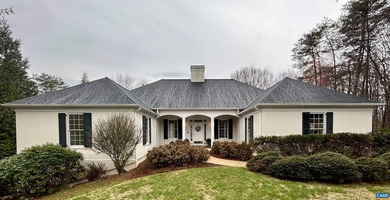 Back with new appliances & kitchen counters- golf front - photo 4