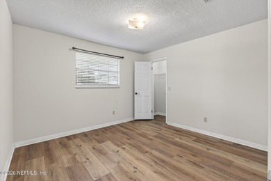 Secret Cove is a well-established community in the heart of - photo 47