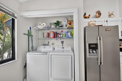 Beautiful 3 bedroom, 2 bathroom townhome with water view. See - photo 12