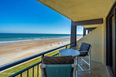 Oceanfront Perfection at the Iconic Hawaiian Inn Beach Resort - photo 17