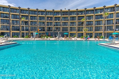 Oceanfront Perfection at the Iconic Hawaiian Inn Beach Resort - photo 25