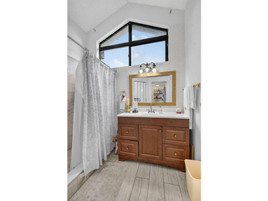 Beautiful 3 bedroom, 2 bathroom townhome with water view. See - photo 30