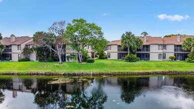 Beautiful 3 bedroom, 2 bathroom townhome with water view. See - photo 38