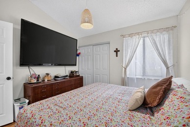 Beautiful 3 bedroom, 2 bathroom townhome with water view. See - photo 41