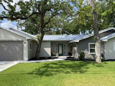 Lake Home For Sale in Granite Shoals, Texas