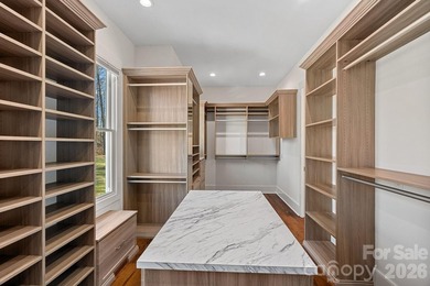 Welcome to your private lakeside retreat in The Point, situated - photo 19