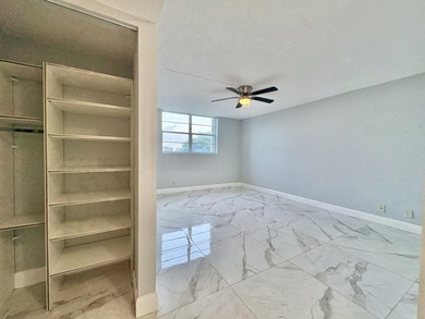 Live in the heart of Boca Raton in this spacious 2-bedroom - photo 19
