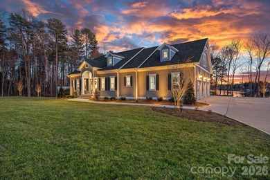 Welcome to your private lakeside retreat in The Point, situated - photo 24