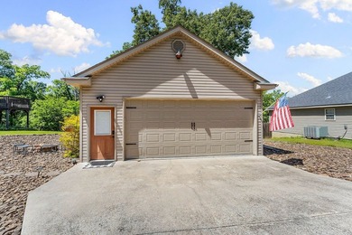 This exceptional dual dwelling property delivers quality - photo 30
