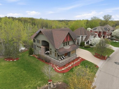 Beautifully crafted one-of-a-kind custom home in highly - photo 1
