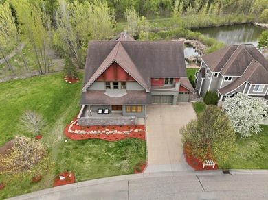 Beautifully crafted one-of-a-kind custom home in highly - photo 2