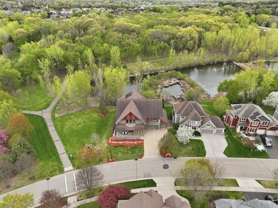 Beautifully crafted one-of-a-kind custom home in highly - photo 5