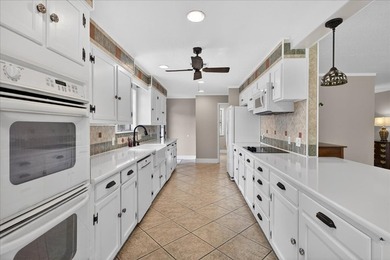 Escape to your own private lakeside retreat! This expansive - photo 18