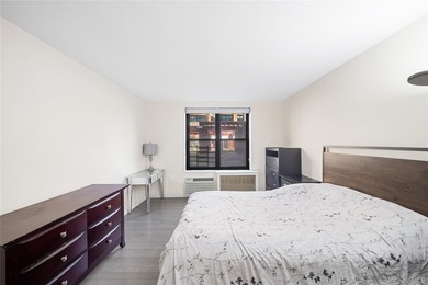 Spacious 2-bedroom, 2-bath co-op located in the desirable New - photo 18