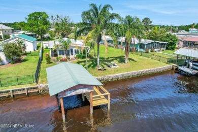 Lake Home For Sale in Welaka, Florida