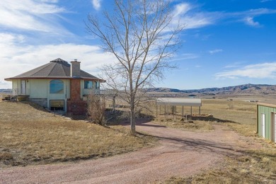 UNIQUE 17-SIDED LAKEVIEW HOME. Situated on 5 acres on the south - photo 11