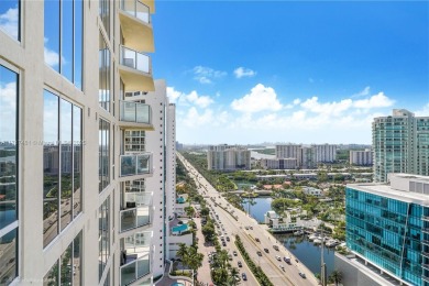 Corner unit with a great location and views in Sunny Isles, easy
