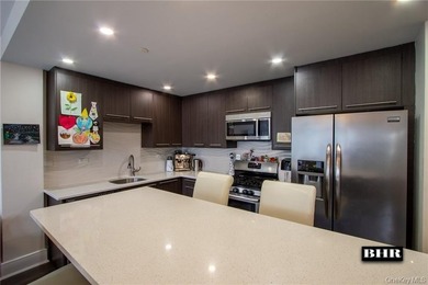 Beautiful 3-Bedroom, 2-Bath Condominium with Parking & Two - photo 2