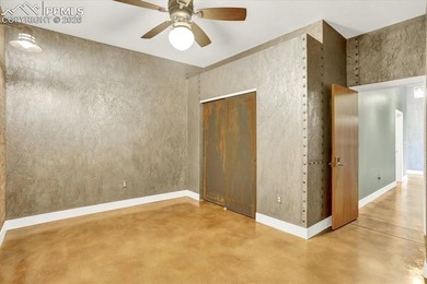 Enjoy premier loft living and stunning mountain scenery from - photo 23