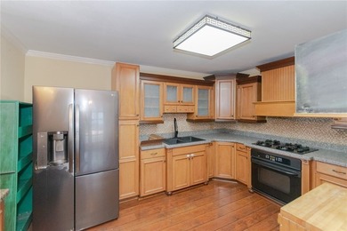 Beautiful 3-bedroom, 2-bath brick home in Portland, Texas - photo 5