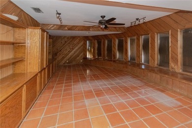 Beautiful 3-bedroom, 2-bath brick home in Portland, Texas - photo 7