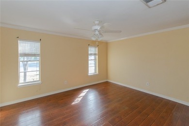 Beautiful 3-bedroom, 2-bath brick home in Portland, Texas - photo 8