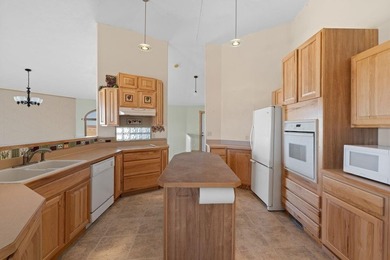 UNIQUE 17-SIDED LAKEVIEW HOME. Situated on 5 acres on the south - photo 33
