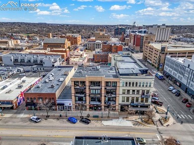 Enjoy premier loft living and stunning mountain scenery from - photo 34