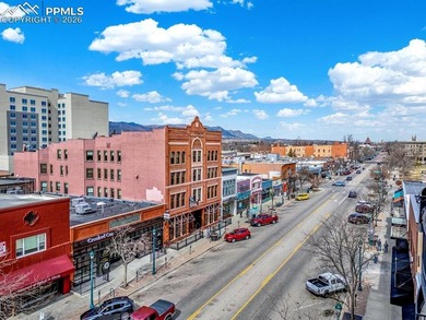 Enjoy premier loft living and stunning mountain scenery from - photo 48