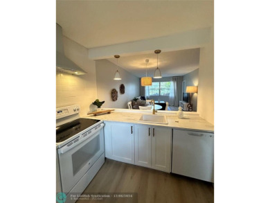 Lake Condo For Sale in Lauderdale Lakes, Florida