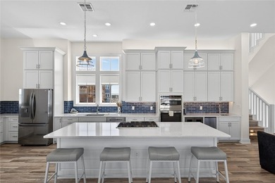 Experience luxury coastal living in this multi-level beach - photo 2