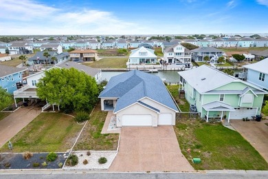 This canal front home in Bahia Bay is the perfect fishing - photo 2