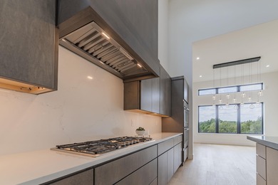 LUXURY LIVING IN TUSCAN VILLAGE--CONTEMPORARY CRESCENT ESTATES - photo 10