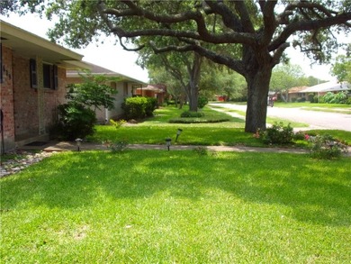 REDUCED FOR QUICK SALE!! 609 BROCK DRIVE, IN THE HIGHLY - photo 2