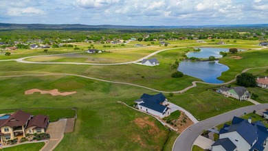 Welcome to 112 Legendary Estates Dr, where modern Hill Country - photo 42