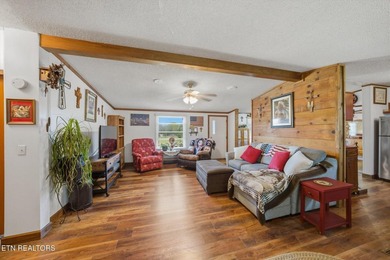 Well-maintained 1,296 sq ft double-wide situated on 5.24 acres - photo 11