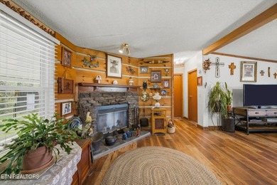 Well-maintained 1,296 sq ft double-wide situated on 5.24 acres - photo 13