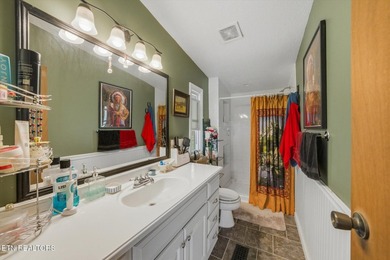 Well-maintained 1,296 sq ft double-wide situated on 5.24 acres - photo 23