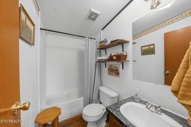 Well-maintained 1,296 sq ft double-wide situated on 5.24 acres - photo 25