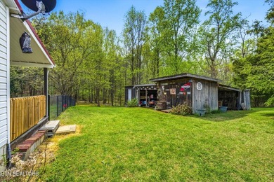 Well-maintained 1,296 sq ft double-wide situated on 5.24 acres - photo 32