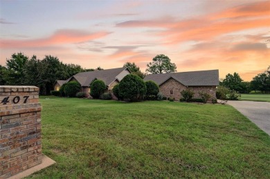 Lake Home For Sale in Lake Kiowa, Texas
