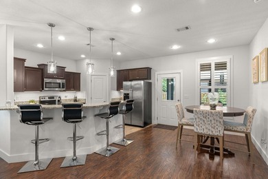 Welcome to this beautifully maintained 4-bedroom, 3-bath brick - photo 12