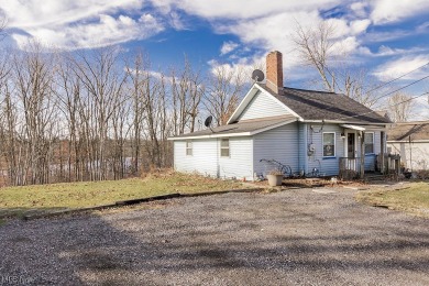 14606 Castlewood is being offered separately. MLS#5080826. There - photo 13