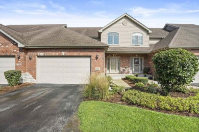 Lake Townhome/Townhouse For Sale in Lockport, Illinois