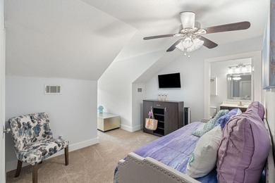Welcome to this beautifully maintained 4-bedroom, 3-bath brick - photo 32