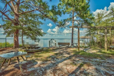 Welcome to this beautifully maintained 4-bedroom, 3-bath brick - photo 44