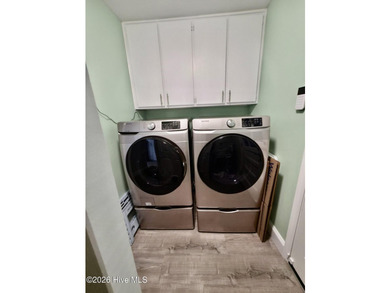 This beautiful three bedroom, two bath, single level home is - photo 8